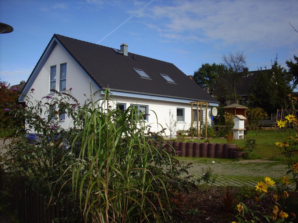 Ferienwohnung Familie Huebner Lubecca Esterno foto